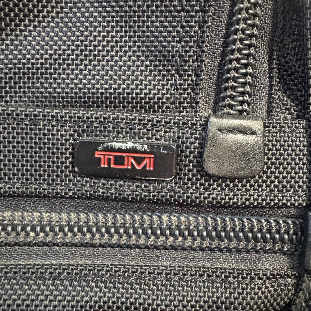 Tumi Alpha Briefcase Ballistic Laptop Bag Black Nylon Expandable 26141DH - Picture 2 of 11